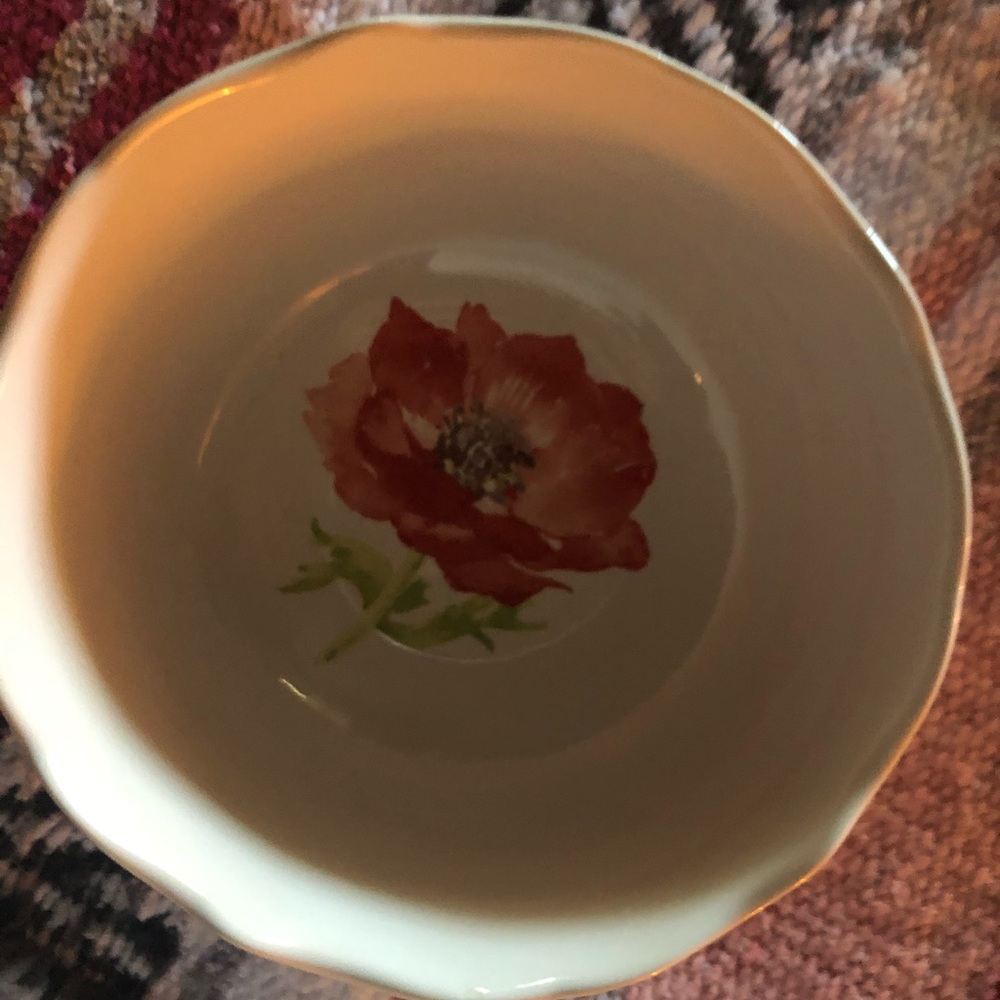Fine china bowl - Picture 3 of 4
